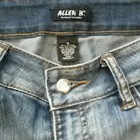 Jeans - Picture 3 of 3