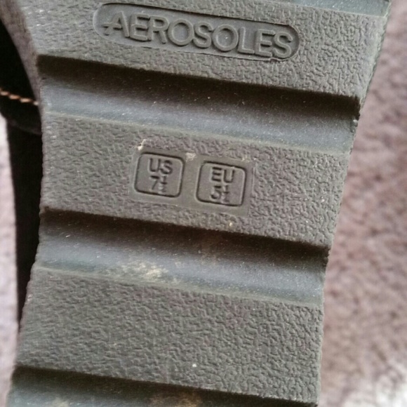 Shoes - Picture 3 of 4