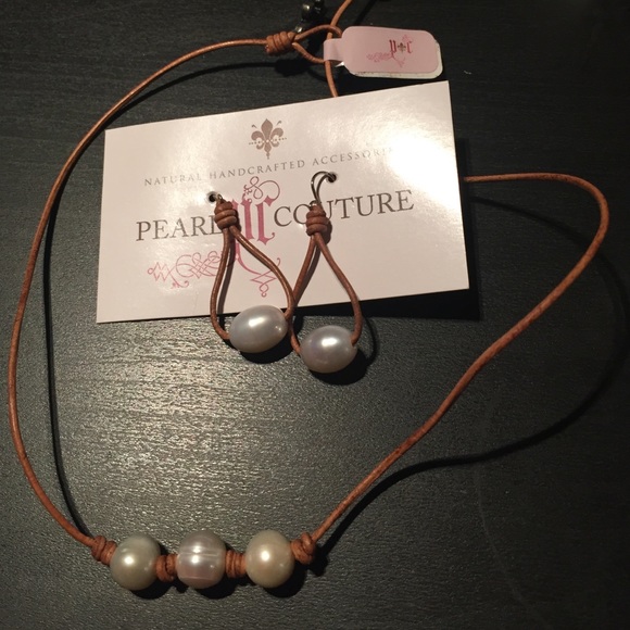 Pearl earring and necklace set