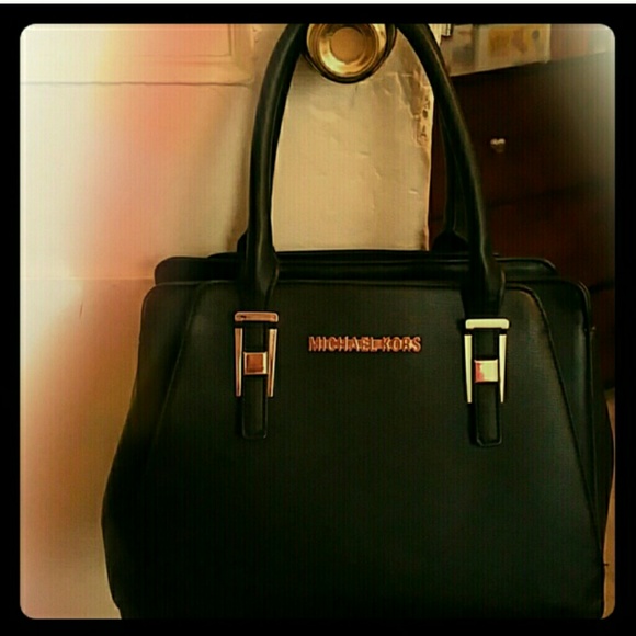 Balck purse