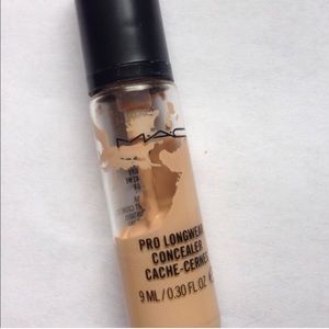Mac nw15 pro long wear concealer