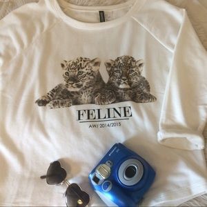H&M feline pullover