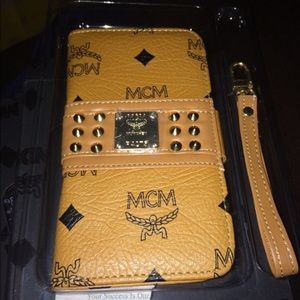 Mcm iPhone 6 Plus case