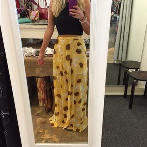 Sunflower show me your mumu maxi skirt•firm price