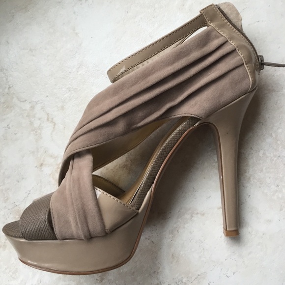 High heels - Picture 2 of 4