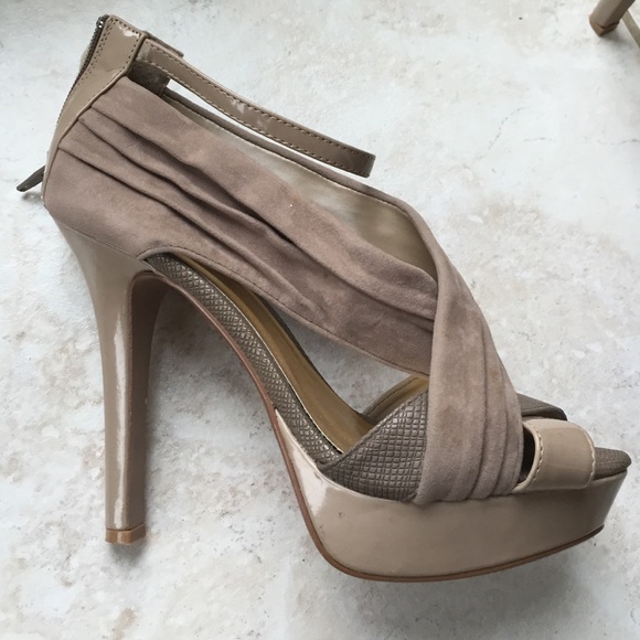 High heels - Picture 4 of 4