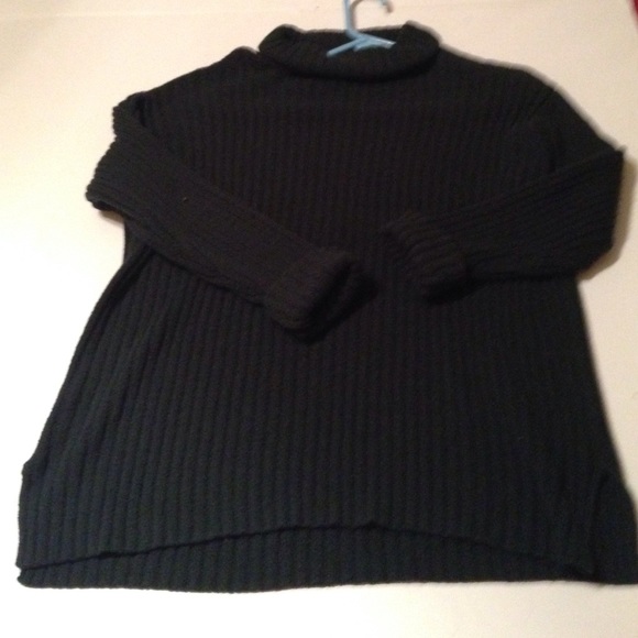 Hunter Green sweater