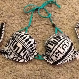 Bisou Bisou swim top small push up