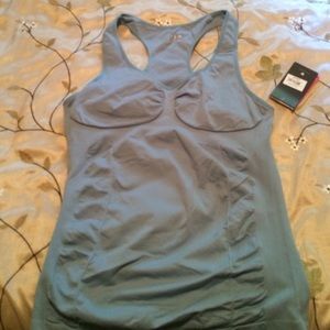 New with tags yoga tank!