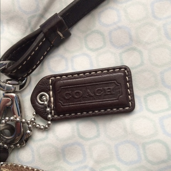 Coach pocketbook! - Picture 2 of 3