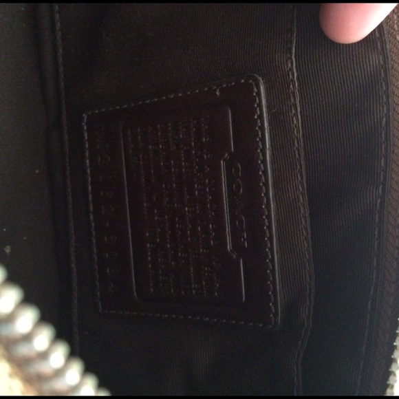 Coach pocketbook! - Picture 3 of 3
