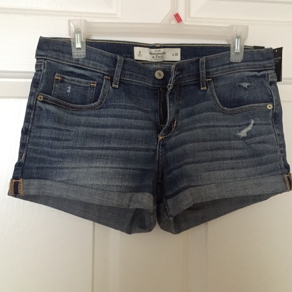 Abercrombie & Fitch Low Rise Midi Shorts sz 8 NWT