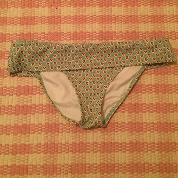 EEUC ( new without tags) Victoria Secret