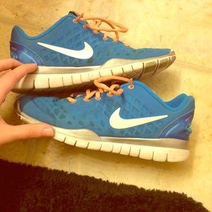 Nike Free Runs