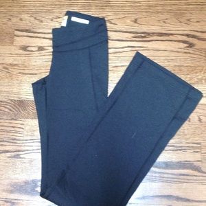 Lucy hatha collection yoga pants (fit small)