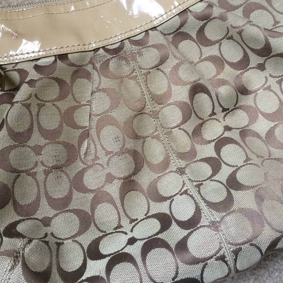 COACH Khaki Hobo Bag - Picture 2 of 4