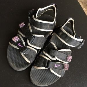 Nike air sandals