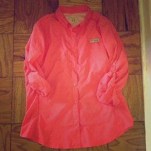 Columbia coral button up fishing shirt