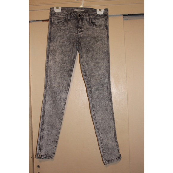 Forever 21 acid wash jeggings