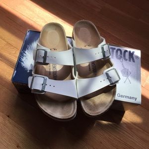 White Arizona Birkenstocks