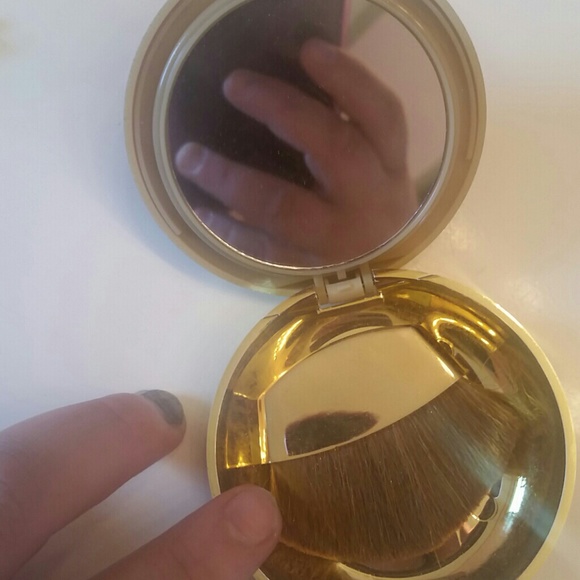 Bronzer - Picture 2 of 2