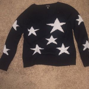 Snuggly Black Sweater with Black Stars!! ❤️