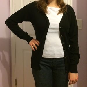 Beautiful black v-neck sweater!