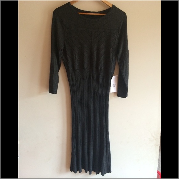 NWT Spense Grey Sweater Dress - Picture 2 of 4