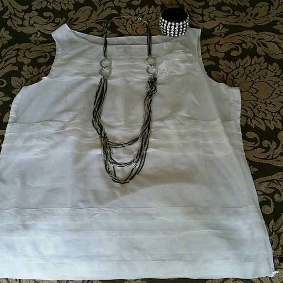 Talbot White Top