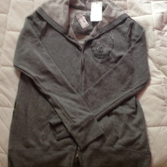 Hooded Sweat jacket with Skulls