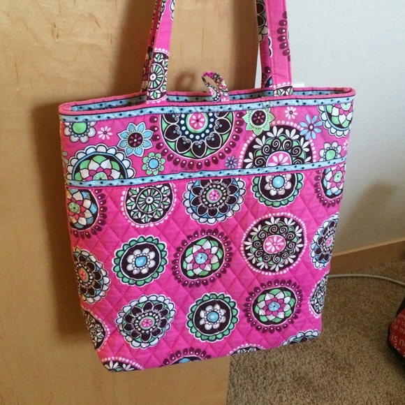 Vera Bradley printed tote