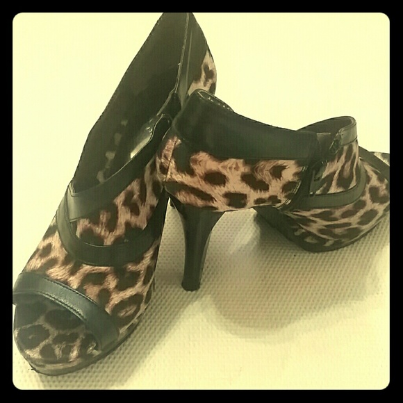 Super hot shoes