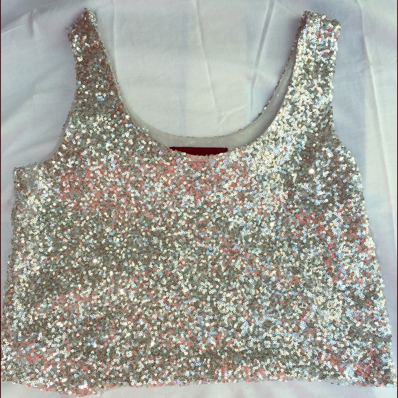 Forever 21 Tops - Perfetto for NYE!! Sparkly crop top