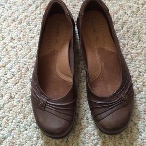 Brown leather casual shoe.