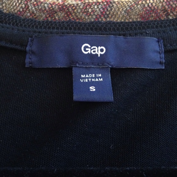 GAP Lace Ruffle Shell Tank - Picture 2 of 3