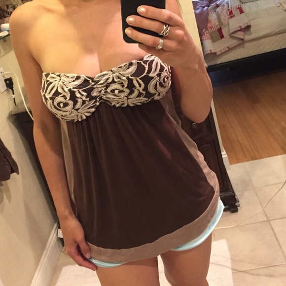 Strapless top
