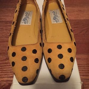 Perry Ellis Suede shoes