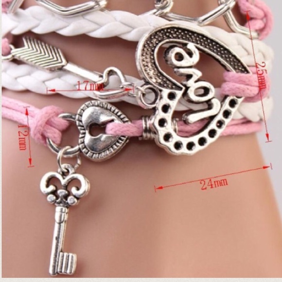 Key Heart Charm Bracelet - Picture 2 of 4