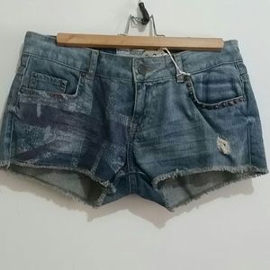 NWT Destructed Denim Shortt