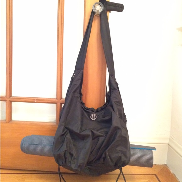 lululemon sackasana bag - black gym/diaper bag