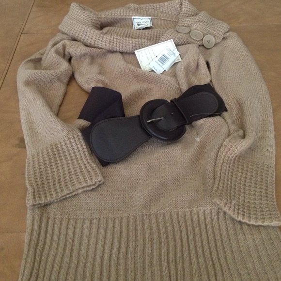 Light brown sweater/sweater dress