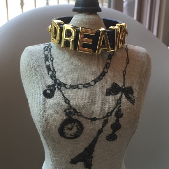 BCBG DREAM bracelet