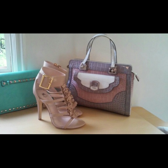 Shoe Dazzle Shoes - 🌟✨Gorgeous nude,tan heels💚💜💙