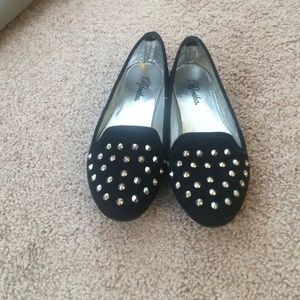 Studded flats | black