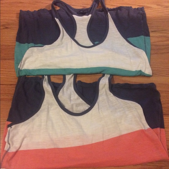 American Eagle tank tops