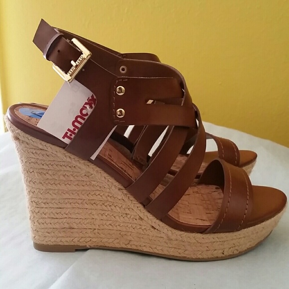 G by Guess Tan Wedges