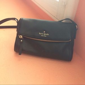 SOLD Kate spade cobble hill- mini Carson crossbody