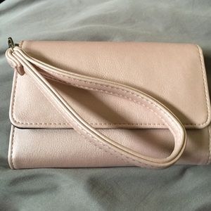 Wristlet