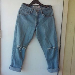 Urban Renewal Levi 505 boyfriend jeans