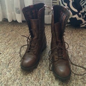 Steve Madden Military boots